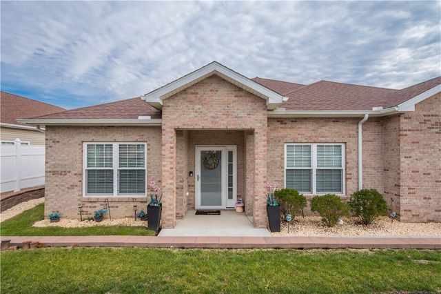 1704 Seminole Circle, Chippewa Twp, PA 15010