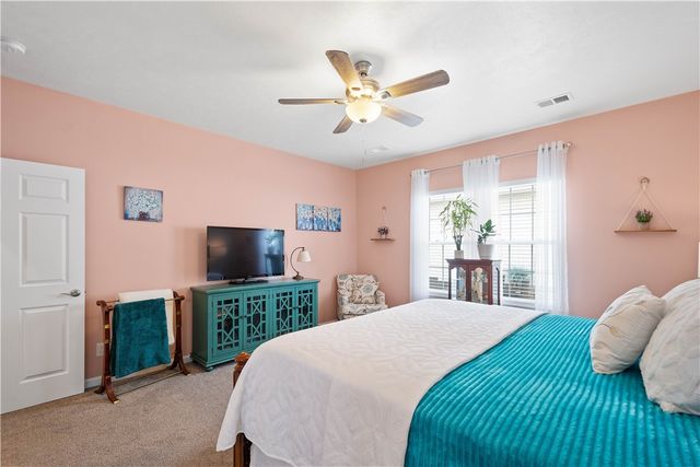 1704 Seminole Circle, Chippewa Twp, PA 15010