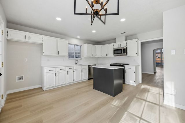 6207 Gray Wolf Trail, Dallas, TX 75252