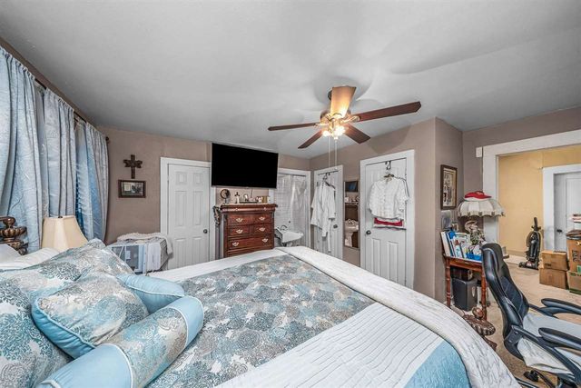 303 E Oklahoma St, Walter, OK 73572