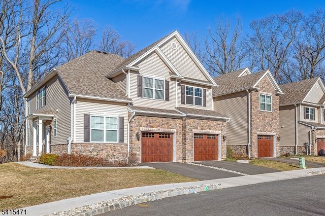 8 Watersedge Dr, Parsippany-troy Hills Twp., NJ 07005