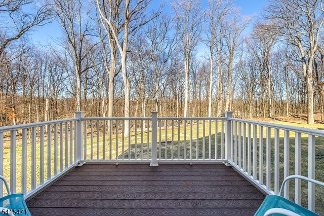 8 Watersedge Dr, Parsippany-troy Hills Twp., NJ 07005