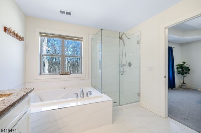 8 Watersedge Dr, Parsippany-troy Hills Twp., NJ 07005