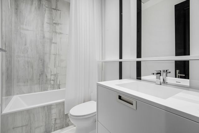 132 E Delaware Place 6206, Chicago, IL 60611