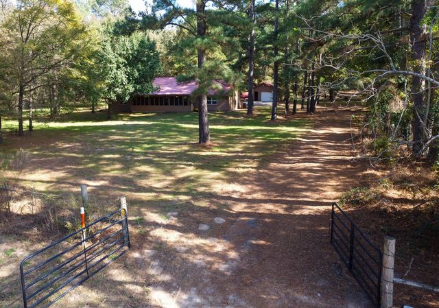 3150 County Road 4930, Quitman, TX 75783