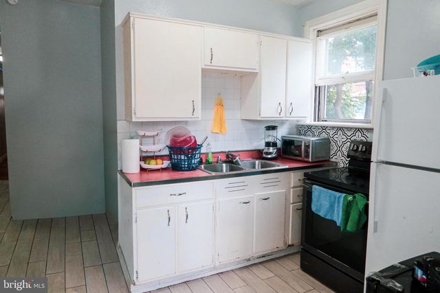 1623 BERRYHILL ST, Harrisburg, PA 17104