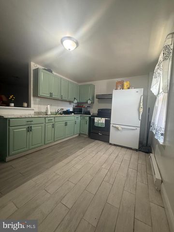 1623 BERRYHILL ST, Harrisburg, PA 17104