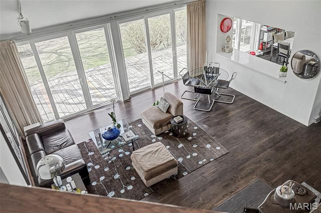 2825 Clayton Forest Court, Town And Country, MO 63131