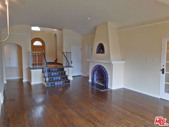 1621 Silverwood Terrace, Los Angeles, CA 90026