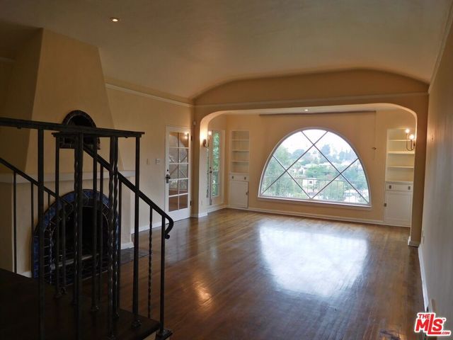 1621 Silverwood Terrace, Los Angeles, CA 90026