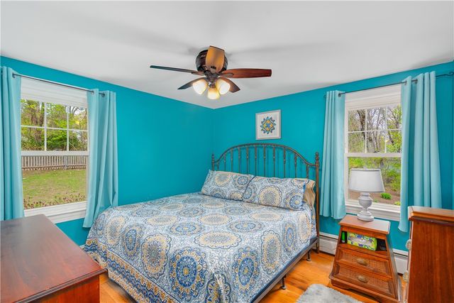 1812 Old Louisquisset Pike, Lincoln, RI 02865