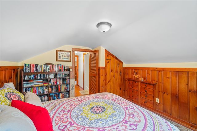 1812 Old Louisquisset Pike, Lincoln, RI 02865