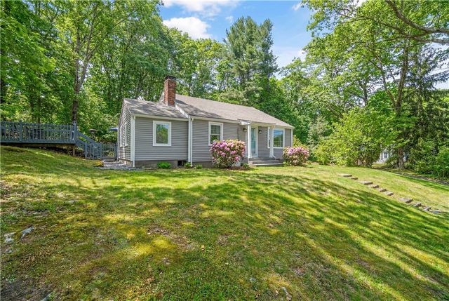 1812 Old Louisquisset Pike, Lincoln, RI 02865