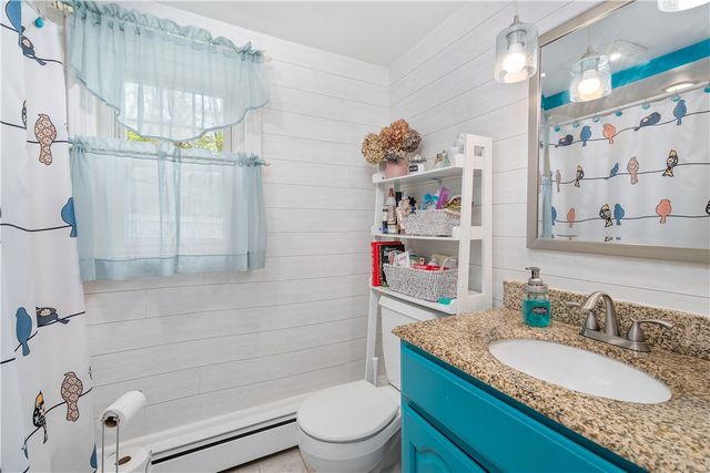 1812 Old Louisquisset Pike, Lincoln, RI 02865
