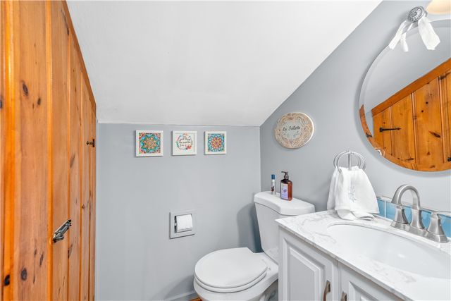 1812 Old Louisquisset Pike, Lincoln, RI 02865