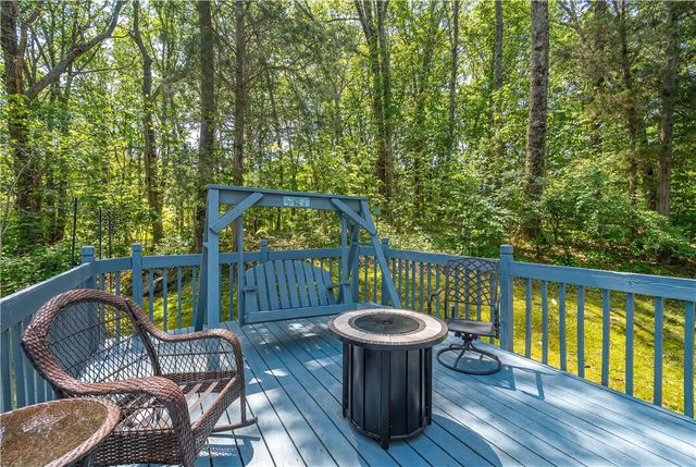 1812 Old Louisquisset Pike, Lincoln, RI 02865