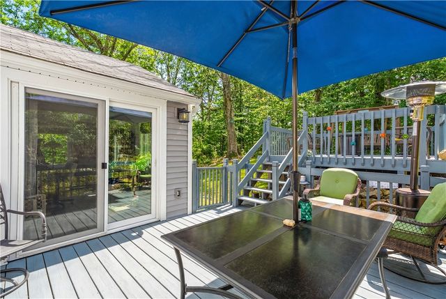 1812 Old Louisquisset Pike, Lincoln, RI 02865