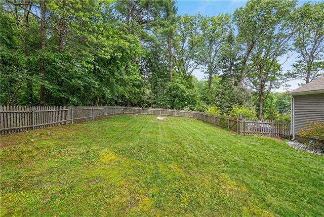 1812 Old Louisquisset Pike, Lincoln, RI 02865