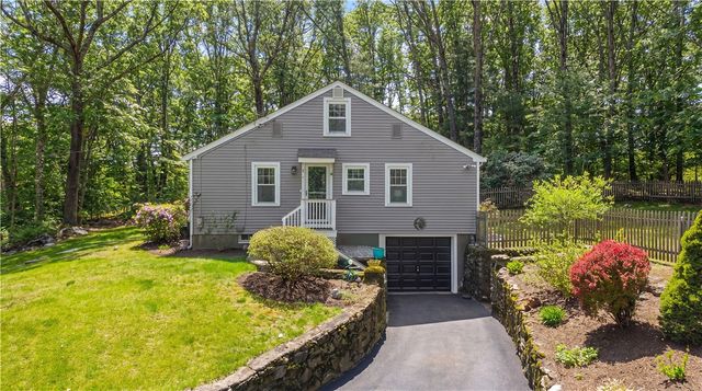 1812 Old Louisquisset Pike, Lincoln, RI 02865