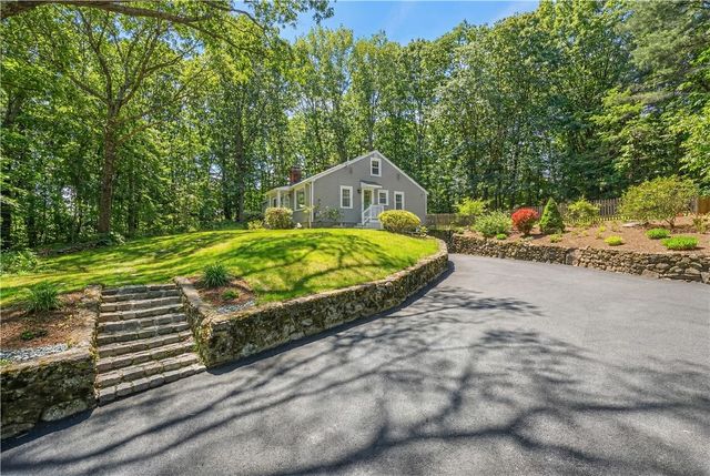 1812 Old Louisquisset Pike, Lincoln, RI 02865