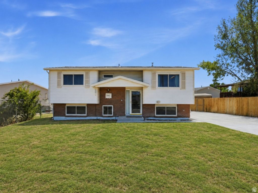 3347 S SIDNEY WAY, Magna, UT 84044 — exterior