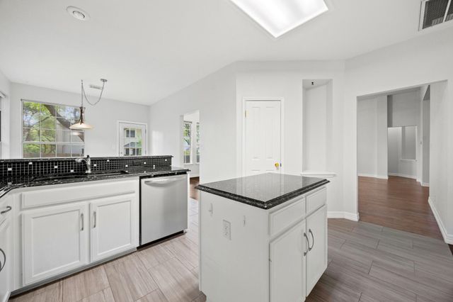13305 Chasewood CV, Austin, TX 78727