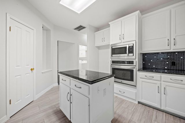 13305 Chasewood CV, Austin, TX 78727