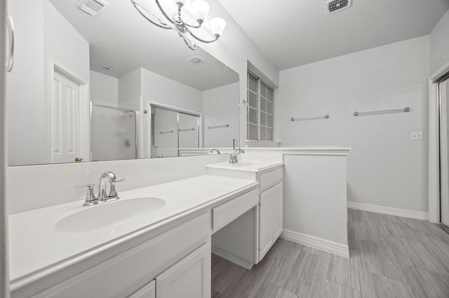13305 Chasewood CV, Austin, TX 78727