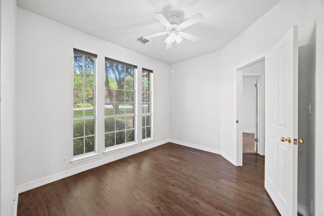 13305 Chasewood CV, Austin, TX 78727