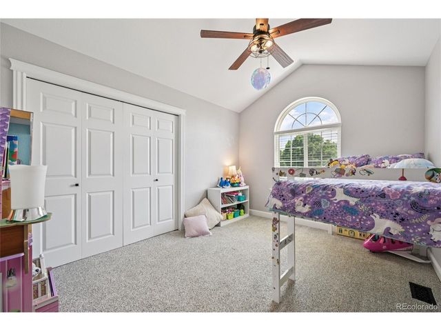 1041 Wisteria Dr, Loveland, CO 80538