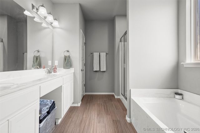 2009 W Huntsville Court, Broken Arrow, OK 74011