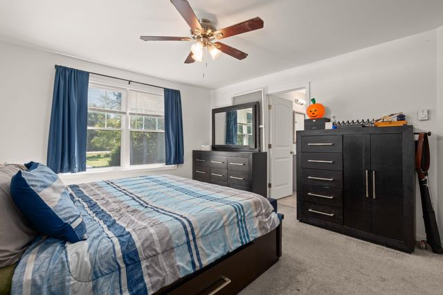 10 Norway Plains Road, Rochester, NH 03868