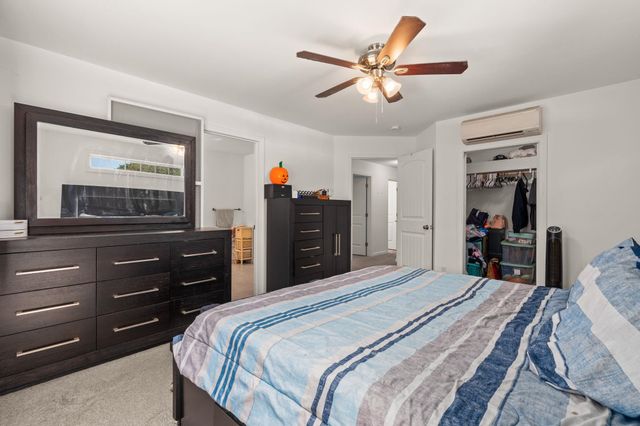 10 Norway Plains Road, Rochester, NH 03868