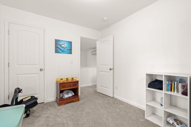 10 Norway Plains Road, Rochester, NH 03868