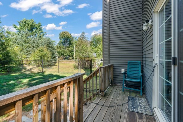 10 Norway Plains Road, Rochester, NH 03868