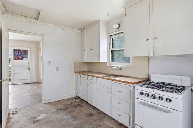 3641 McKee Road, San Jose, CA 95127