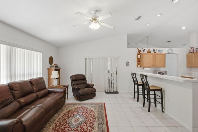 1028 COLLINS AVENUE, Orange City, FL 32763