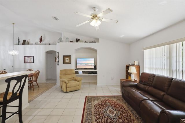 1028 COLLINS AVENUE, Orange City, FL 32763