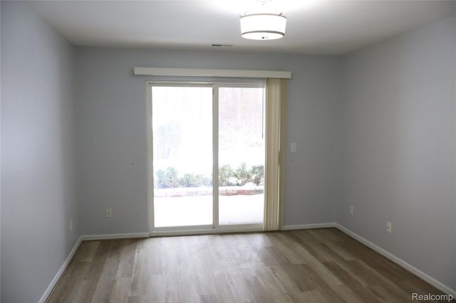 44843 MARIGOLD Drive, Sterling Heights, MI 48314