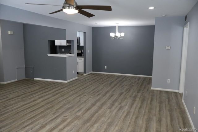 44843 MARIGOLD Drive, Sterling Heights, MI 48314