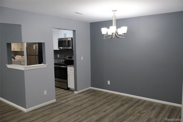 44843 MARIGOLD Drive, Sterling Heights, MI 48314