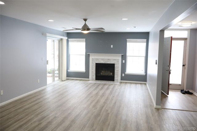 44843 MARIGOLD Drive, Sterling Heights, MI 48314