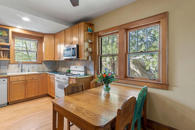 847 Ashland Street S, Cambridge, MN 55008