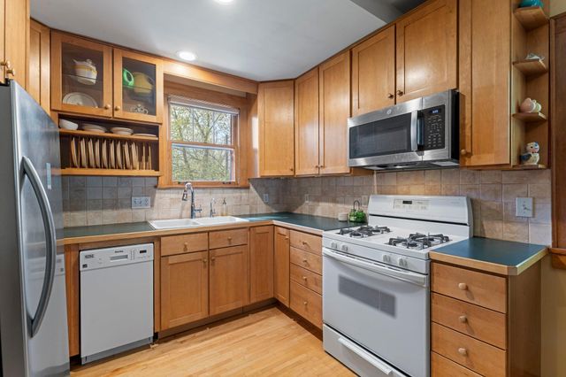 847 Ashland Street S, Cambridge, MN 55008