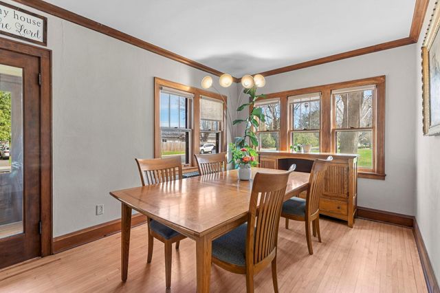 847 Ashland Street S, Cambridge, MN 55008