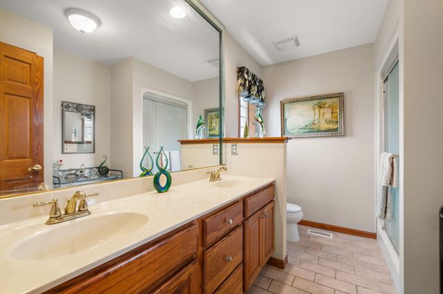 1552 Jade Boulevard, Valparaiso, IN 46385