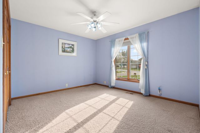 1552 Jade Boulevard, Valparaiso, IN 46385