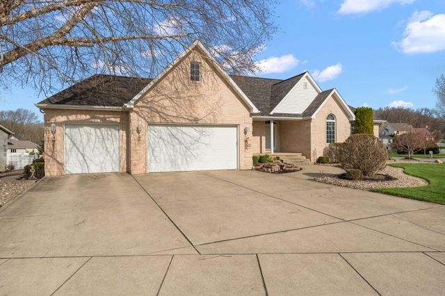 1552 Jade Boulevard, Valparaiso, IN 46385