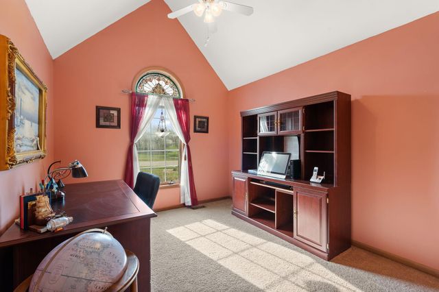 1552 Jade Boulevard, Valparaiso, IN 46385