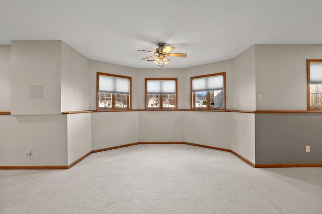 1552 Jade Boulevard, Valparaiso, IN 46385